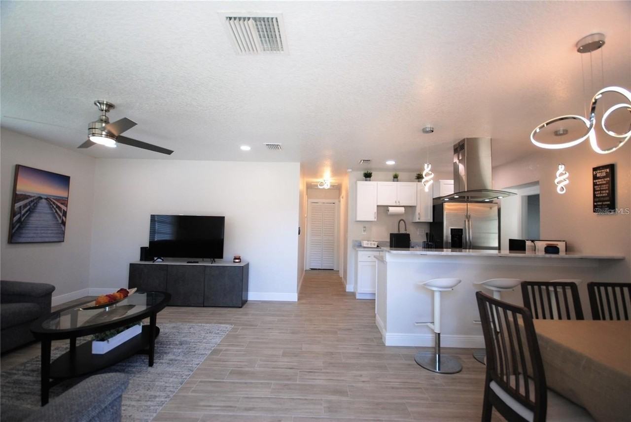 6515 La Mesa Cir - Photo 2 of 21