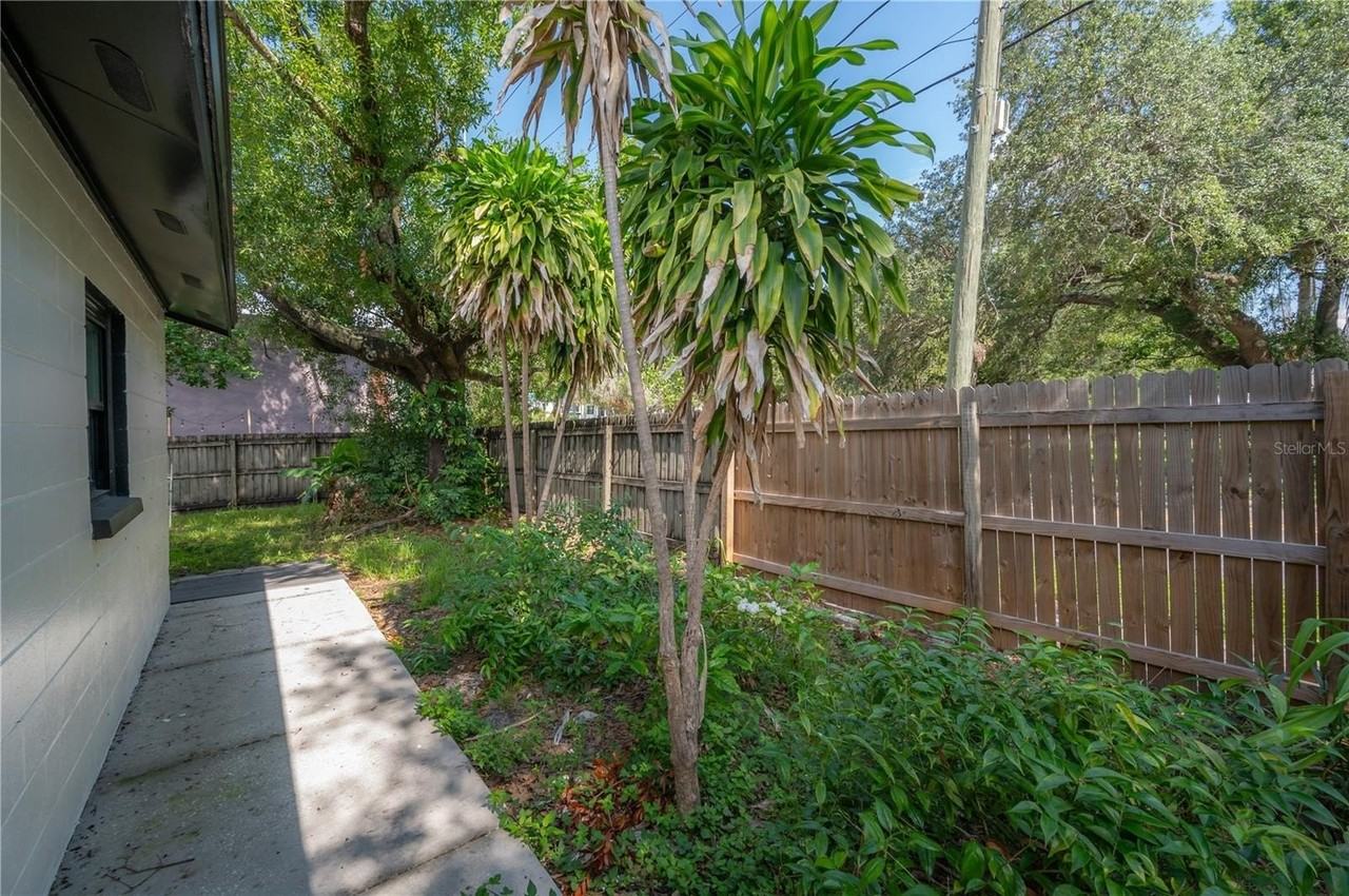 6901 S Fitzgerald St - Photo 6 of 43