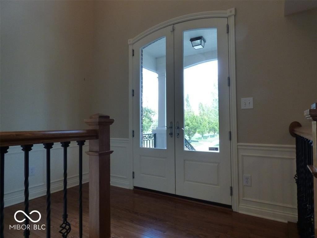 12754 Ashworth St - Photo 2 of 25