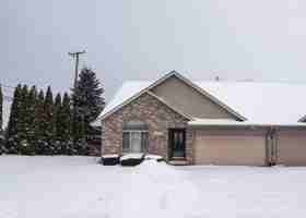 featured image of 33523 Roselawn St