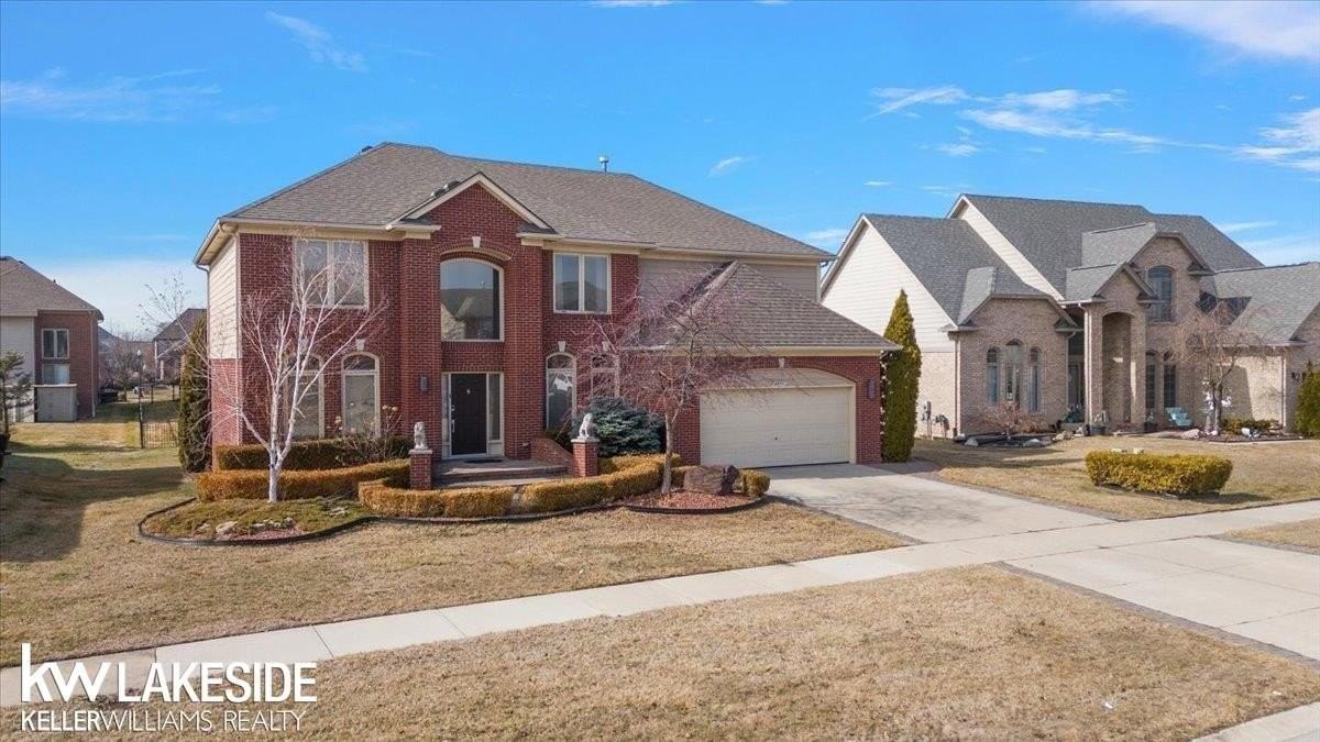 49711 Yale Dr - Photo 3 of 50