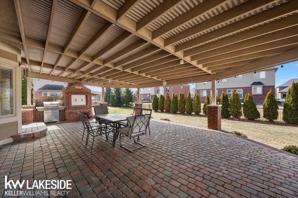 49711 Yale Dr - Photo 7 of 50