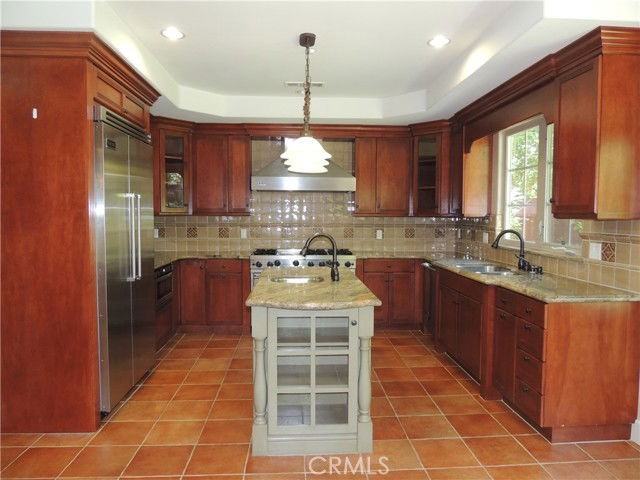 687 Ramona Ave - Photo 7 of 8