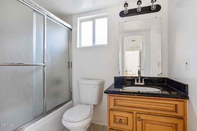 1455 Avonrea Rd - Photo 2 of 8