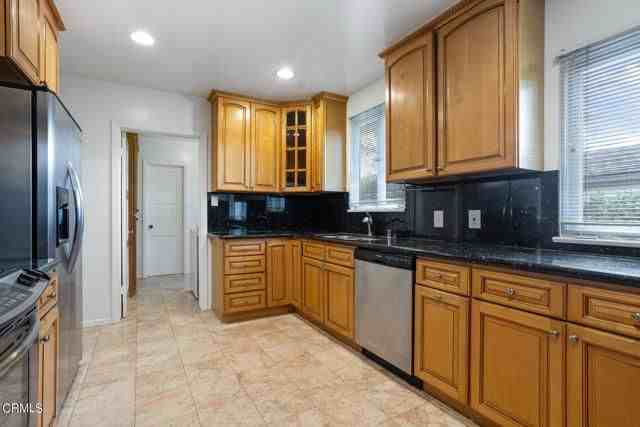 1455 Avonrea Rd - Photo 7 of 8