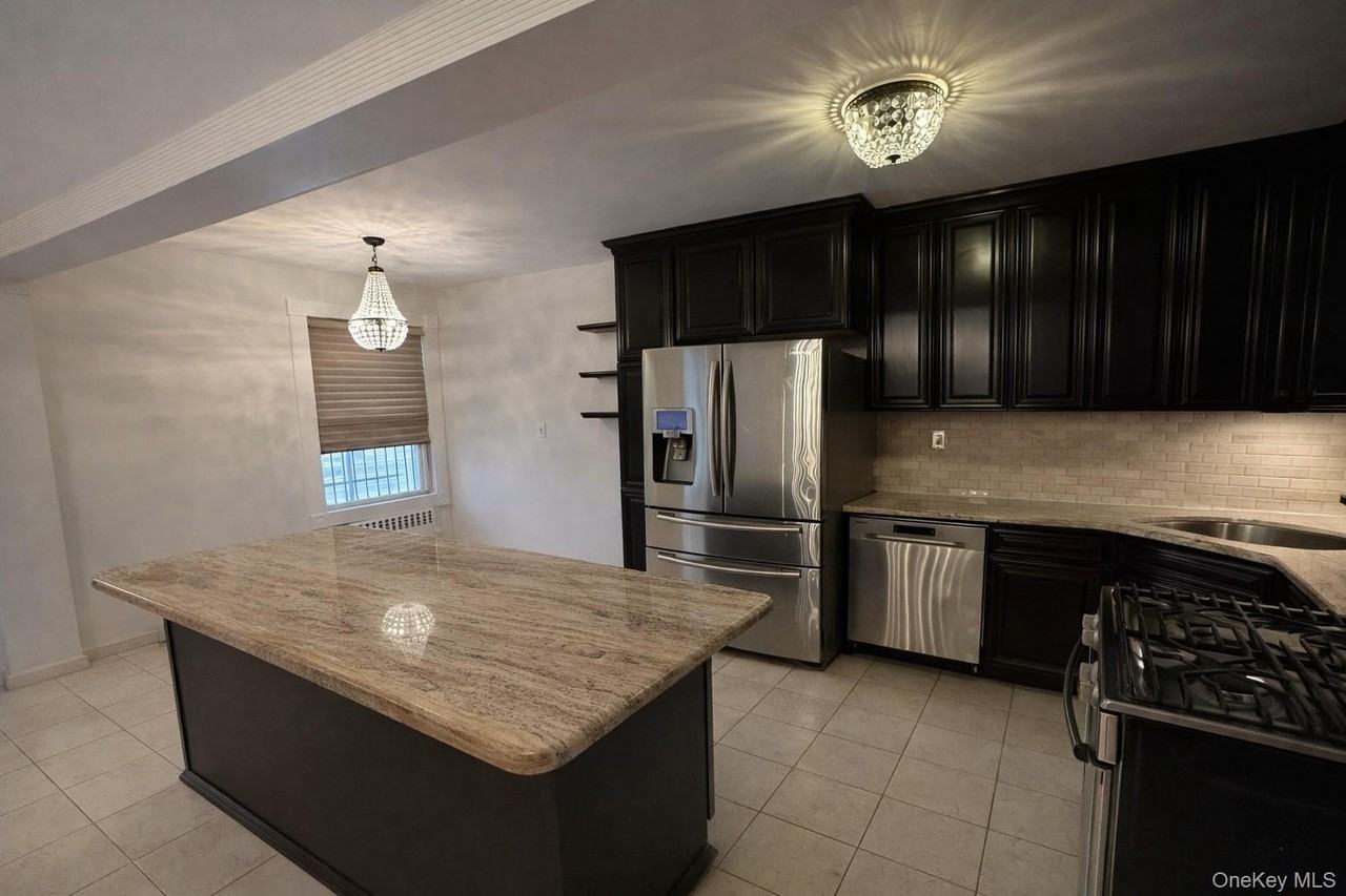 5440 80th St Unit 1 #1 - Photo 2 of 14