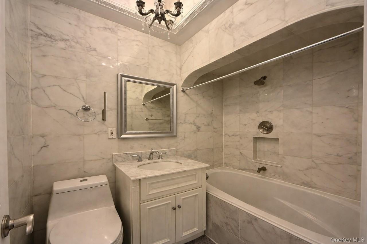 5440 80th St Unit 1 #1 - Photo 7 of 14