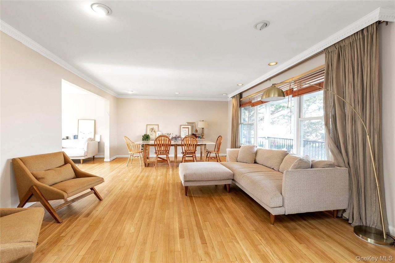 1443 Park St - Photo 2 of 23