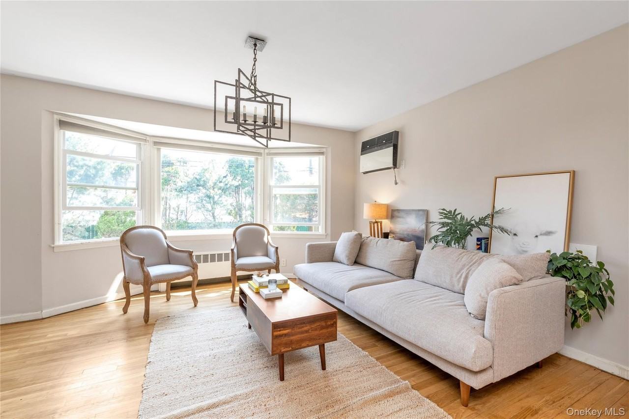 1443 Park St - Photo 5 of 23