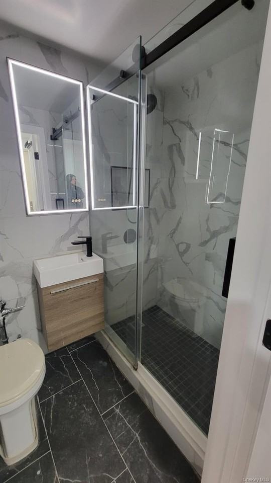 6024 Wetherole St Unit 1 - Photo 5 of 9