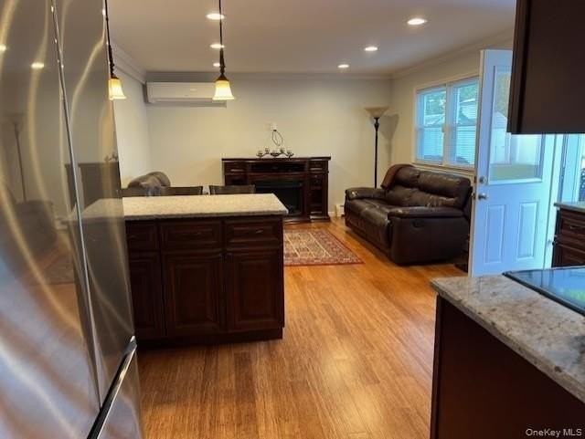 570 S 14th St - Photo 3 of 11