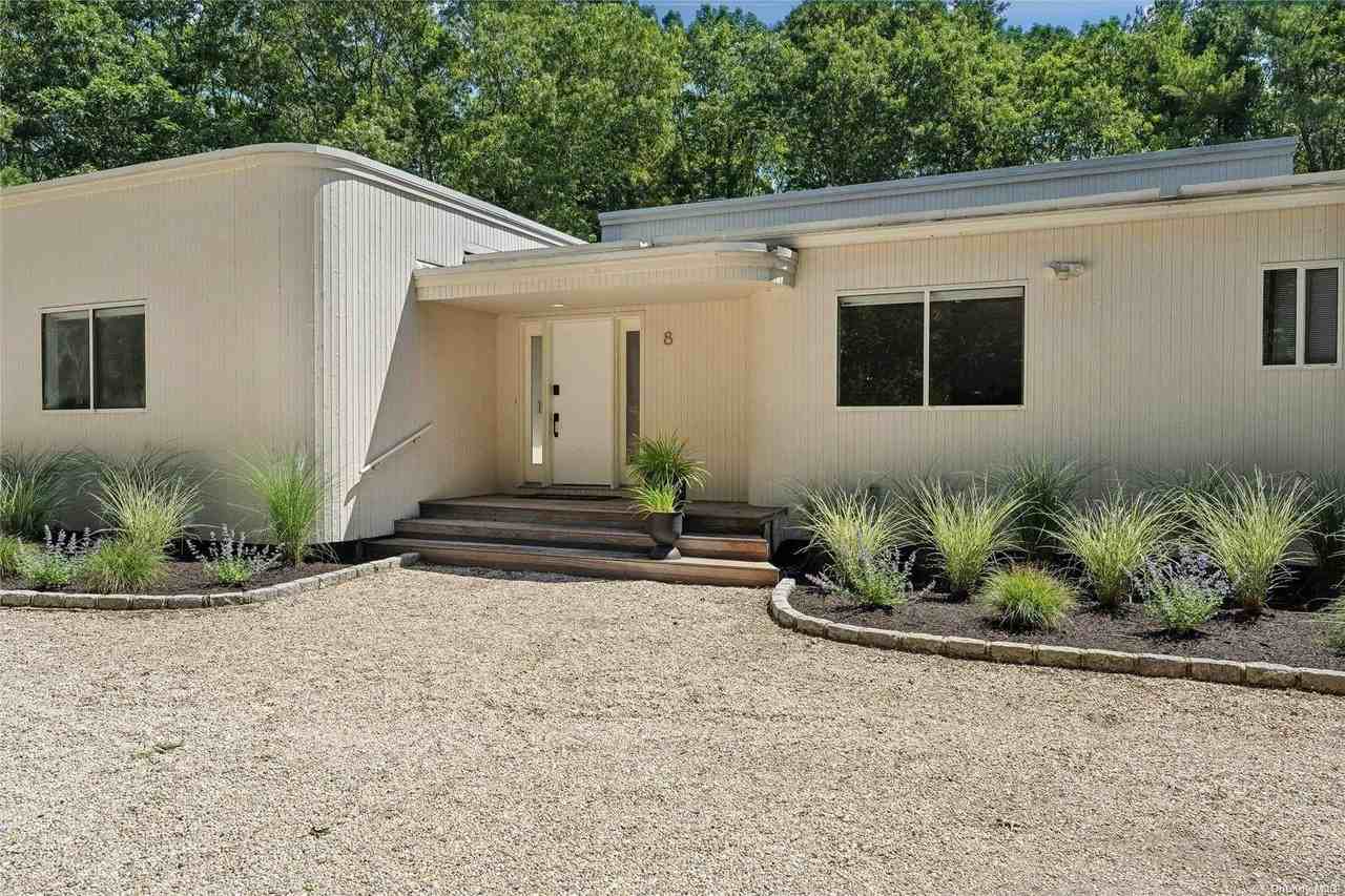 8 Deer Path - Photo 2 of 27