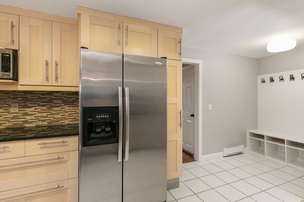 159 Bedford St Unit 159 - Photo 5 of 41