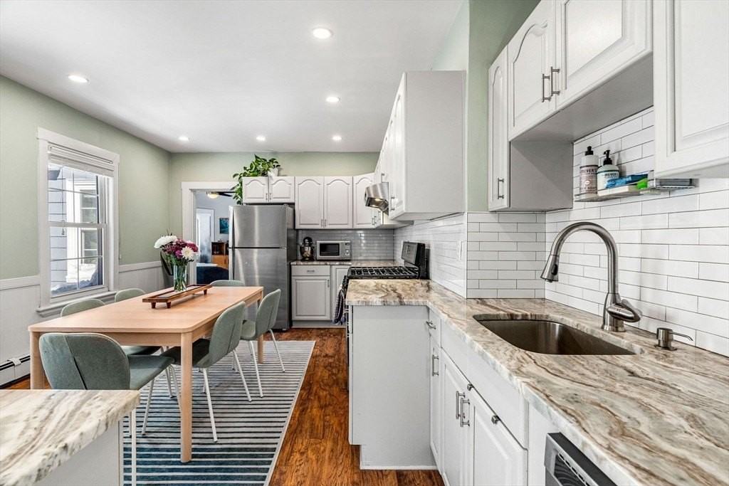 87 Condor St Unit 2 - Photo 2 of 16