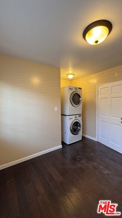 4127 W 176th St - Photo 3 of 8