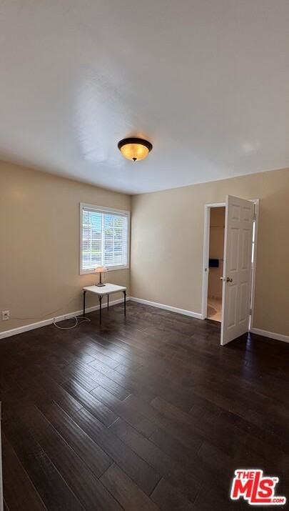 4127 W 176th St - Photo 4 of 8