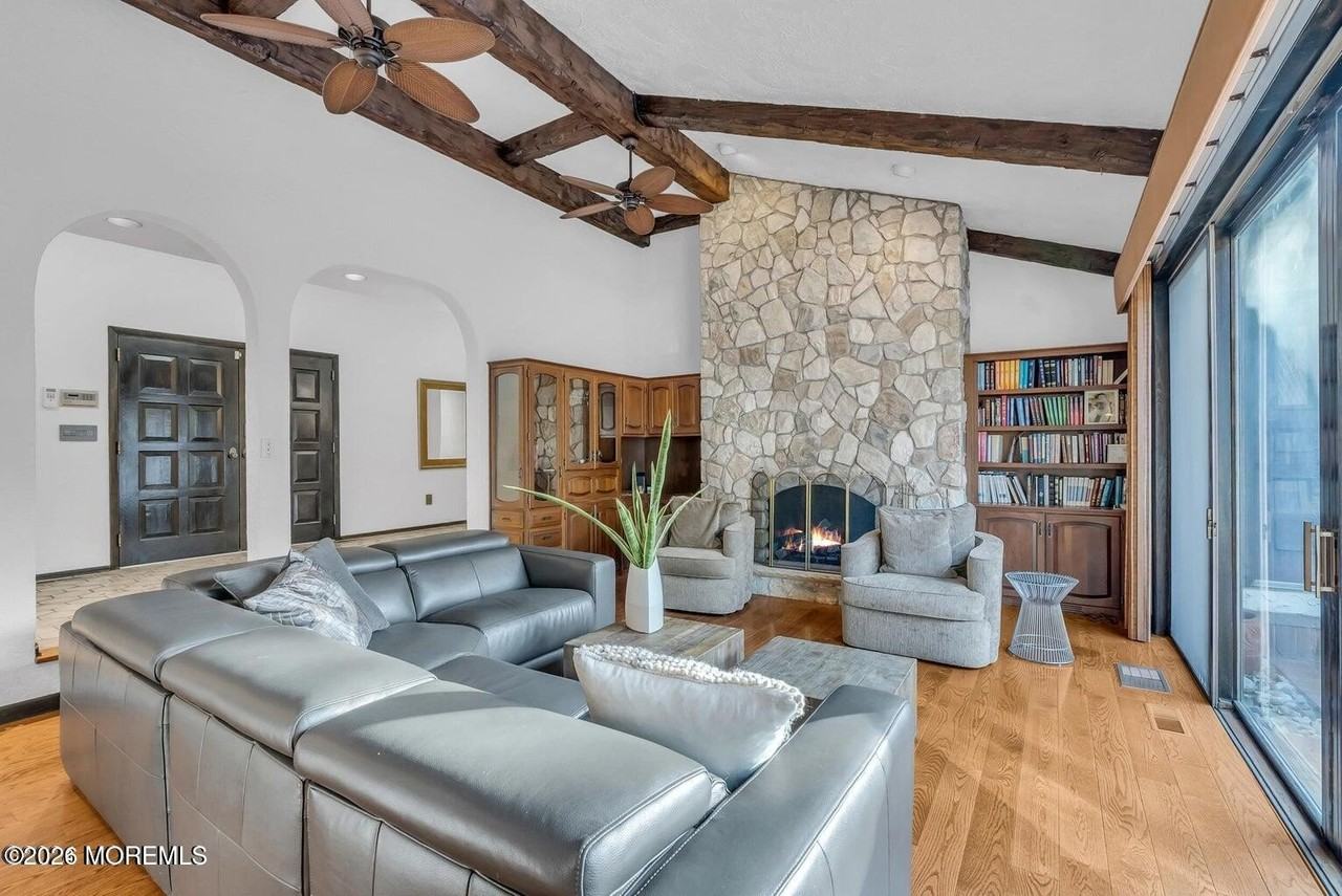 36 Muncy Dr - Photo 6 of 38