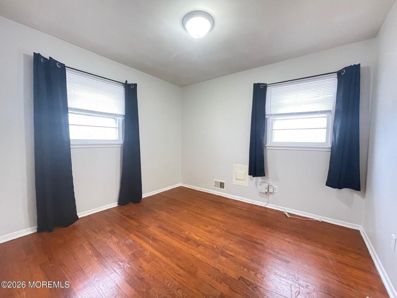 73 Park Ave - Photo 5 of 8