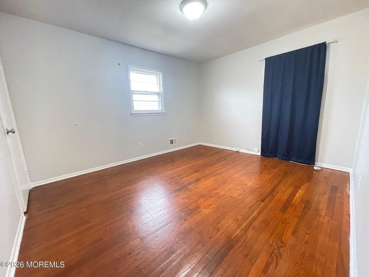 73 Park Ave - Photo 6 of 8