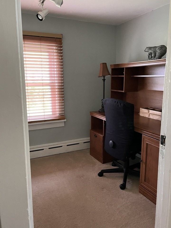 13N667 Brier Hill Rd - Photo 4 of 11