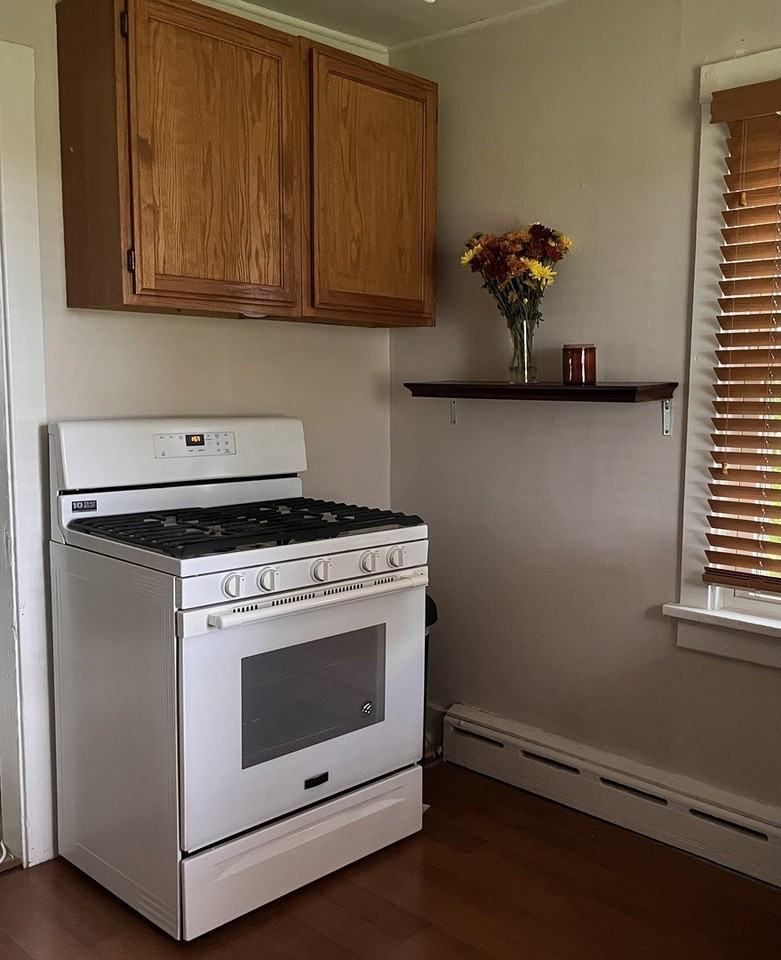 13N667 Brier Hill Rd - Photo 5 of 11