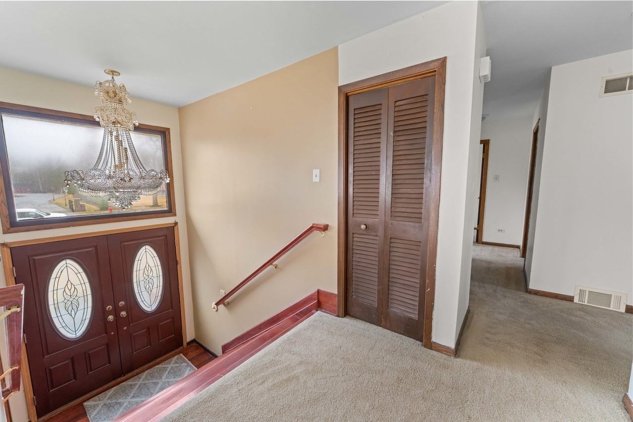 2 Wild Cherry Ln - Photo 3 of 26