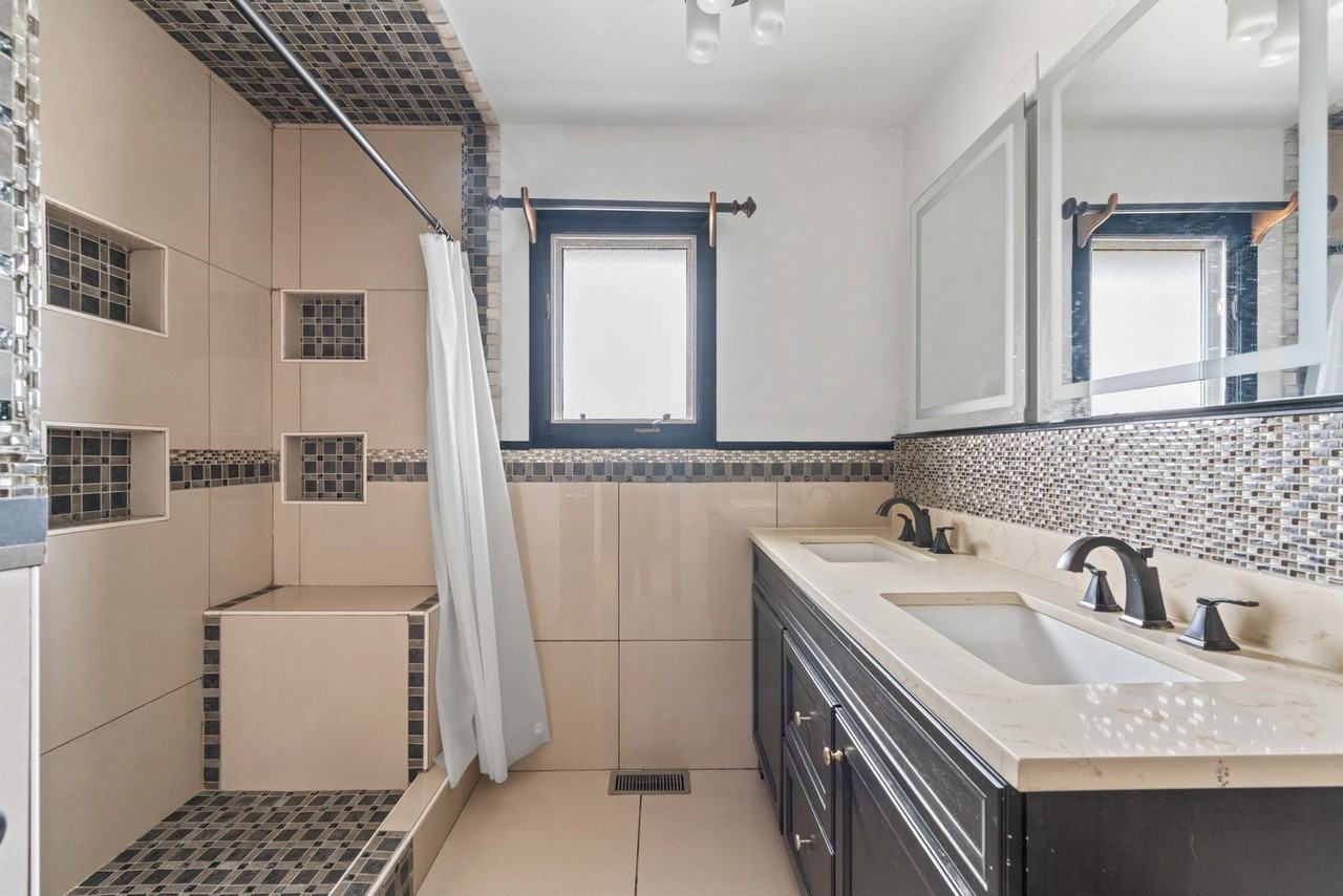 2 Wild Cherry Ln - Photo 7 of 26