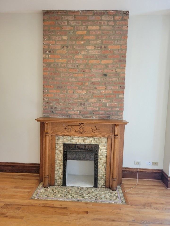 1931 S Saint Louis Ave Apt 2 - Photo 2 of 9