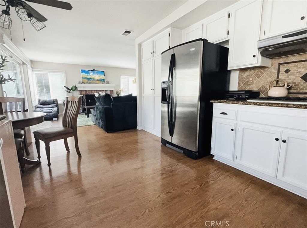 855 Avenida Bernardo - Photo 5 of 25