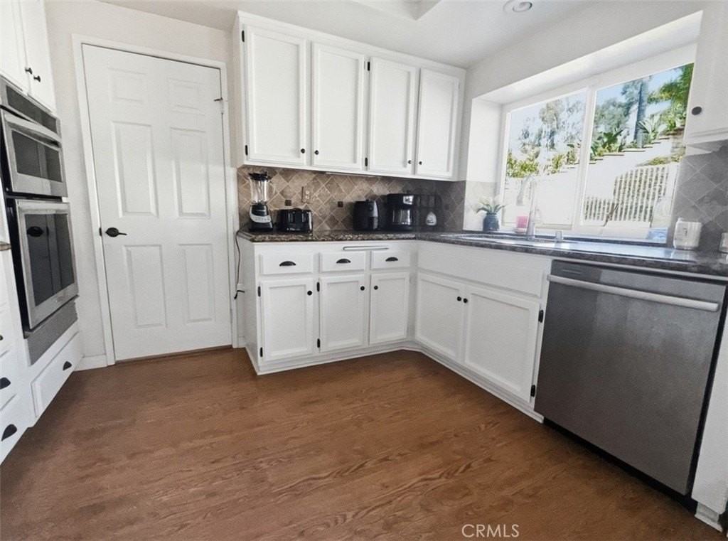 855 Avenida Bernardo - Photo 6 of 25