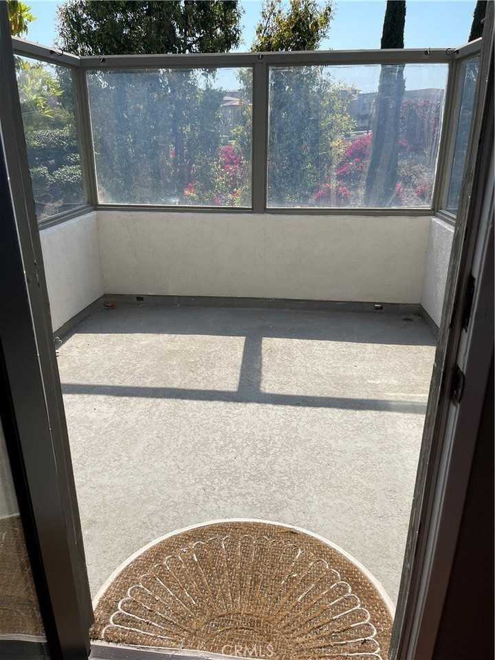 116 La Mirage Cir - Photo 4 of 33