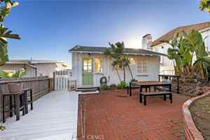 featured image of 2746 S Coast Hwy