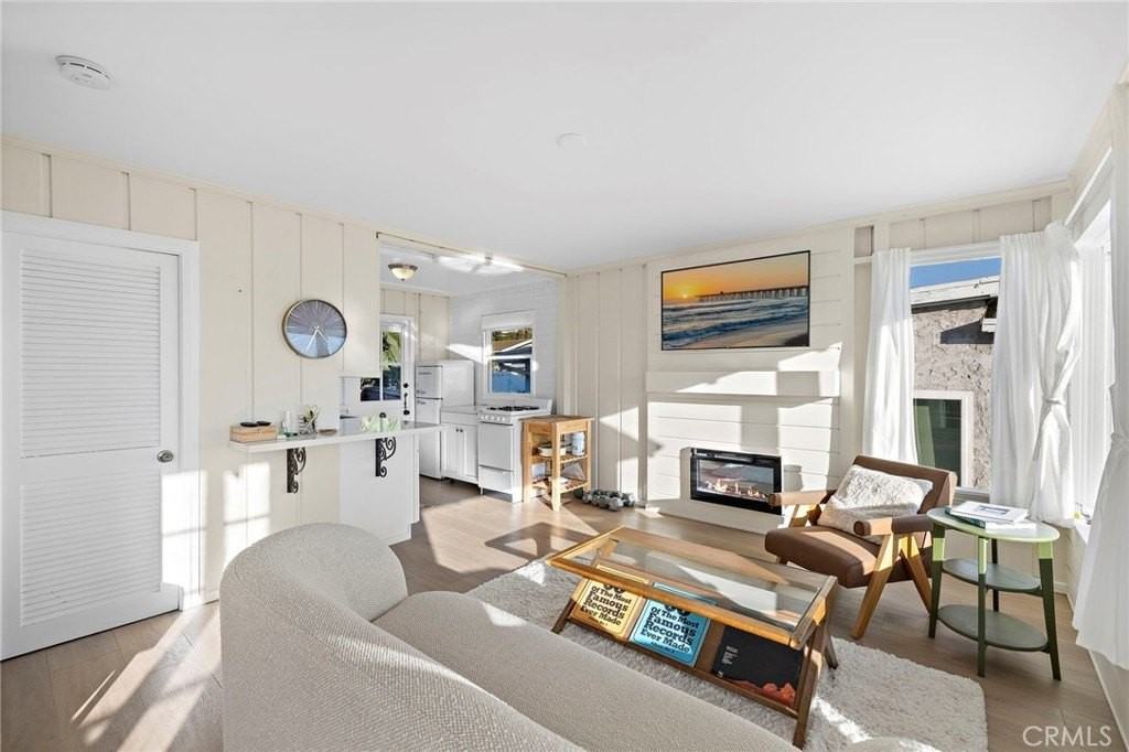 2746 S Coast Hwy - Photo 7 of 18