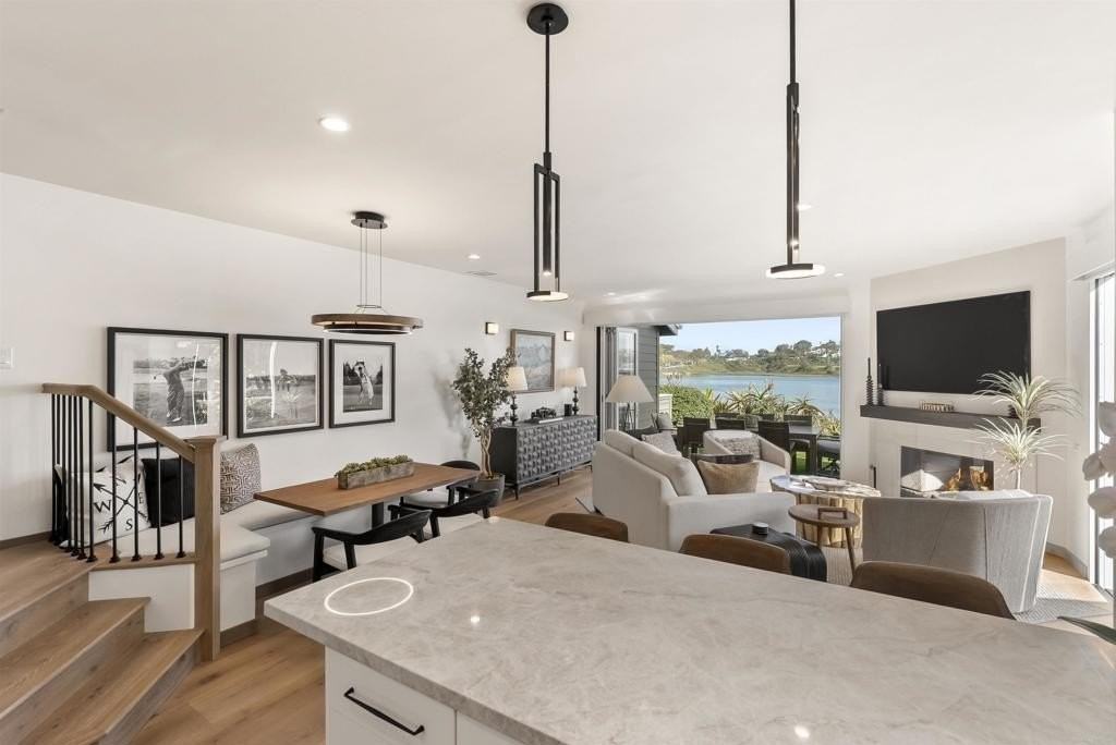 2923 Sandy Pointe #8 - Photo 4 of 16