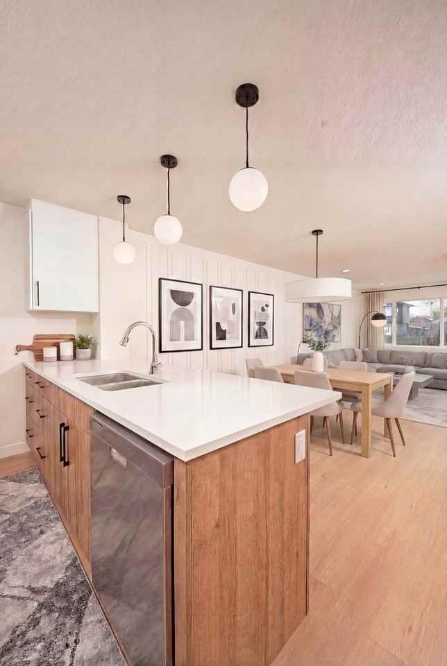 Inglewood 8 Plex - Photo 5 of 25