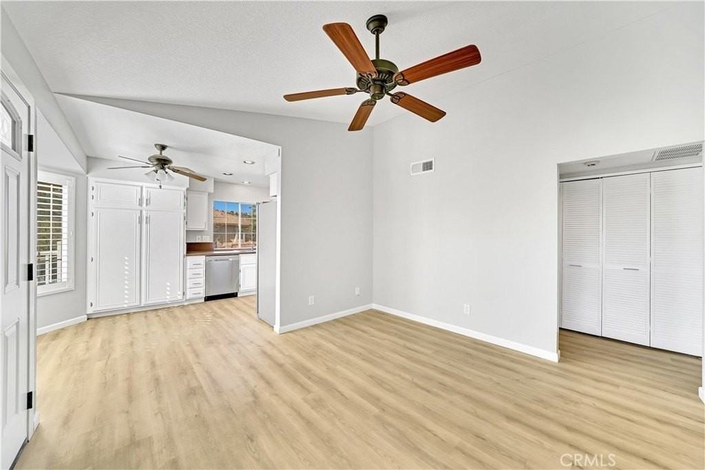 19801 Meadow Ridge Dr #37 - Photo 4 of 17