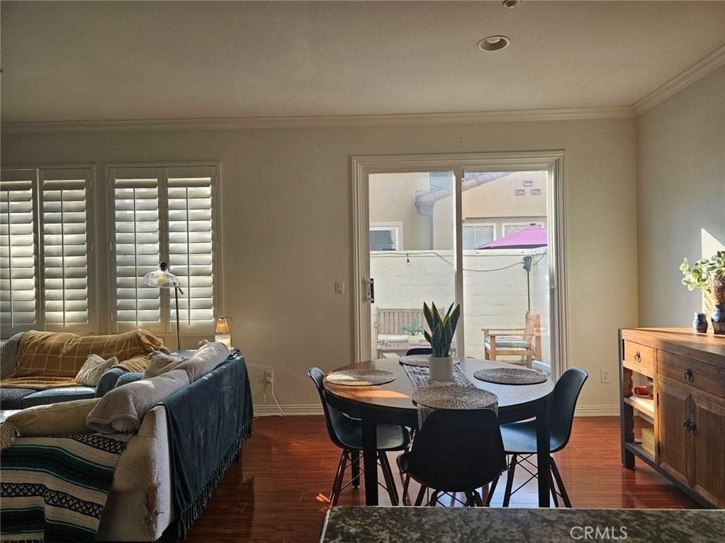 140 Paseo Vis - Photo 4 of 13