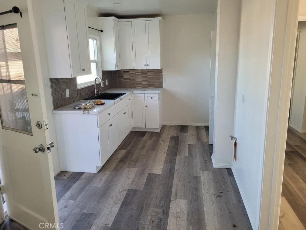 966 Holly St - Photo 7 of 23