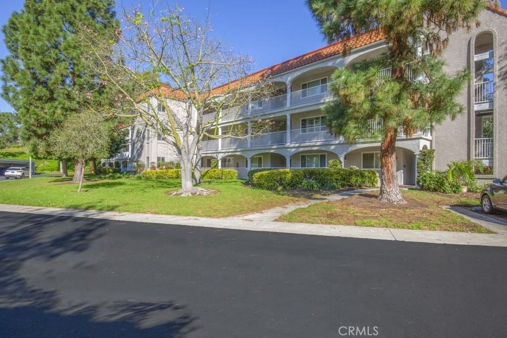 3510 Bahia Blanca W #3C - Photo 3 of 30