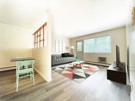 featured image of 4045 Robinson St