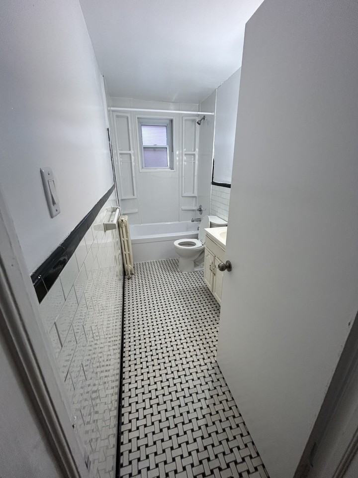 36 Russell - Photo 7 of 10