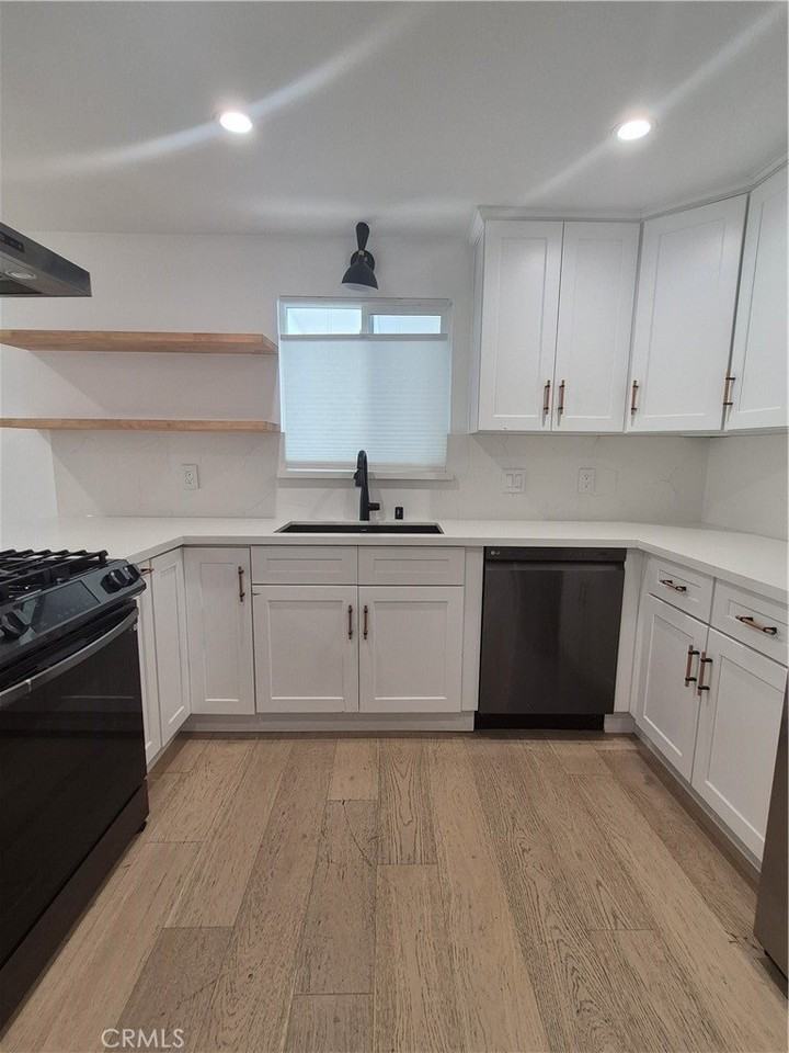 3439 Plata St - Photo 5 of 23