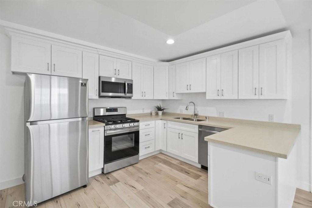 8655 Ranchito Ave - Photo 2 of 33