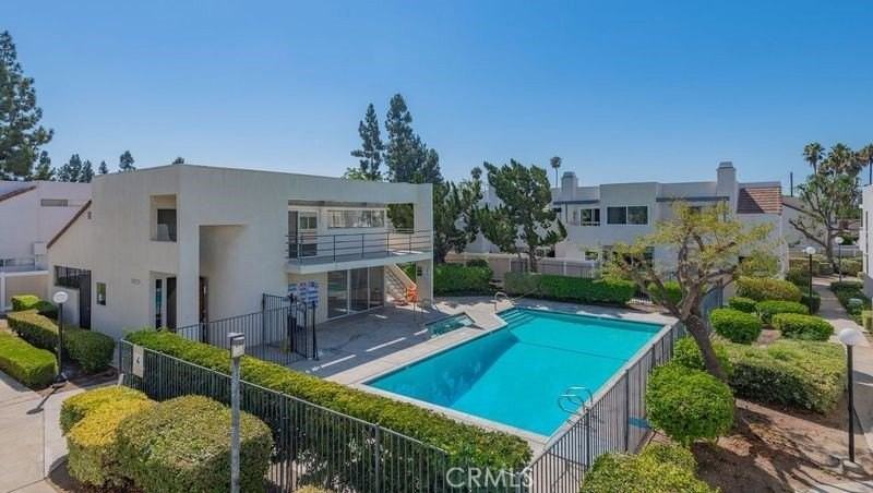 20240 E Arrow Hwy #D - Photo 4 of 24