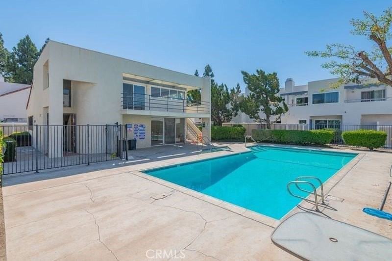 20240 E Arrow Hwy #D - Photo 5 of 24