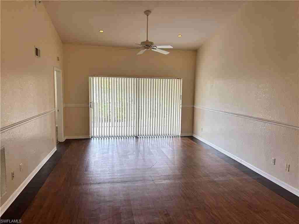 3245 Cypress Glen Way Apt 521 - Photo 4 of 9