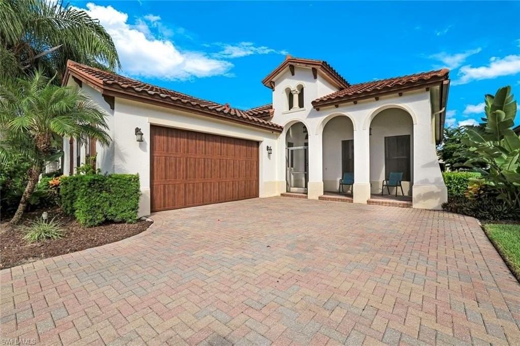 5177 Salerno St - Photo 5 of 24