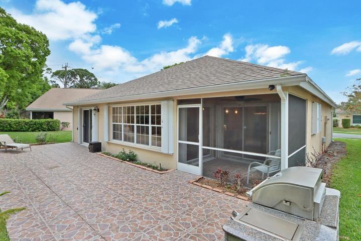 226 Moccasin Trail West - Photo 3 of 7