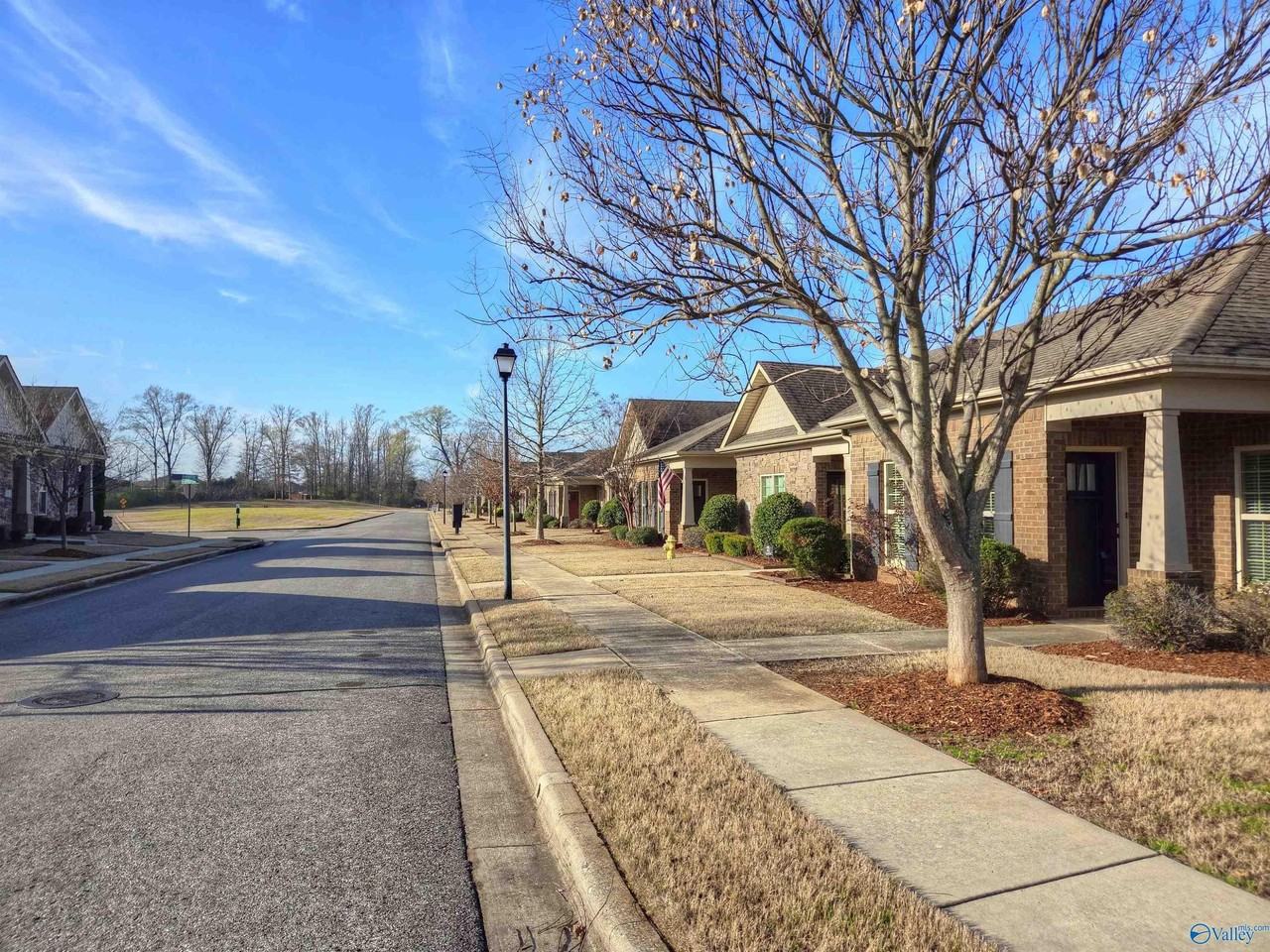 44 Atherton Cir Sw - Photo 3 of 24