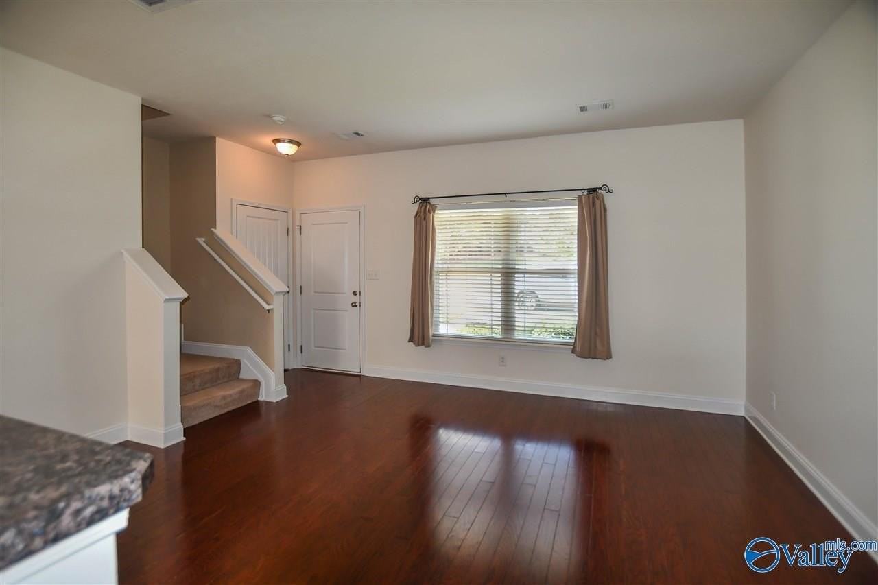 412 Promenade Dr Sw - Photo 3 of 22